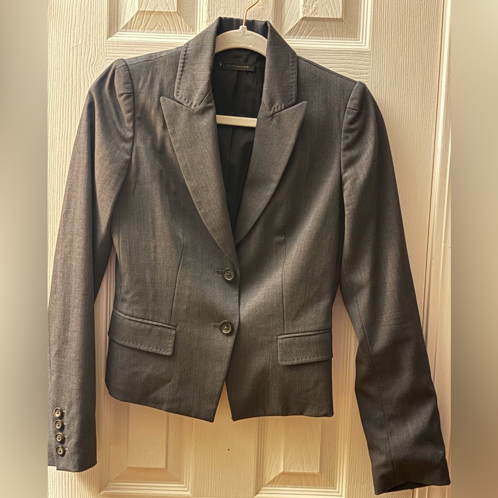 Elie Tahari Cropped Blazer